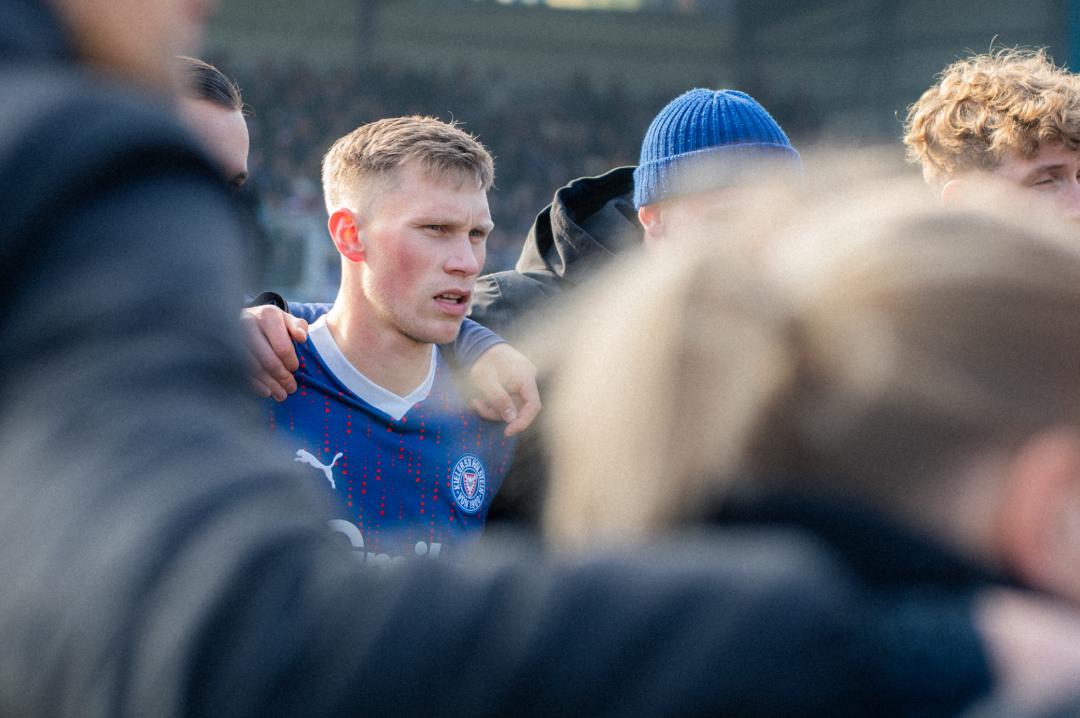 沃尔夫斯堡遭遇意外失利,联赛前景蒙上阴影 沃尔夫斯堡遭遇意外失利,联赛前景蒙上阴影