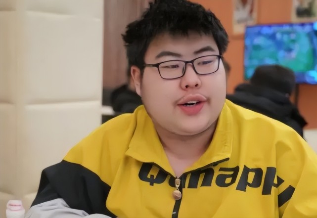 爱游戏官网-加拿大选手实力超群，跻身竞技巅峰