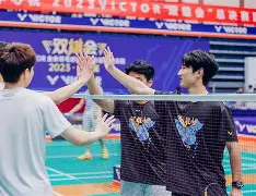 包含联赛双雄短兵相接,力争上游,谁能脱颖而出?的词条 包含联赛双雄短兵相接,力争上游,谁能脱颖而出?的词条