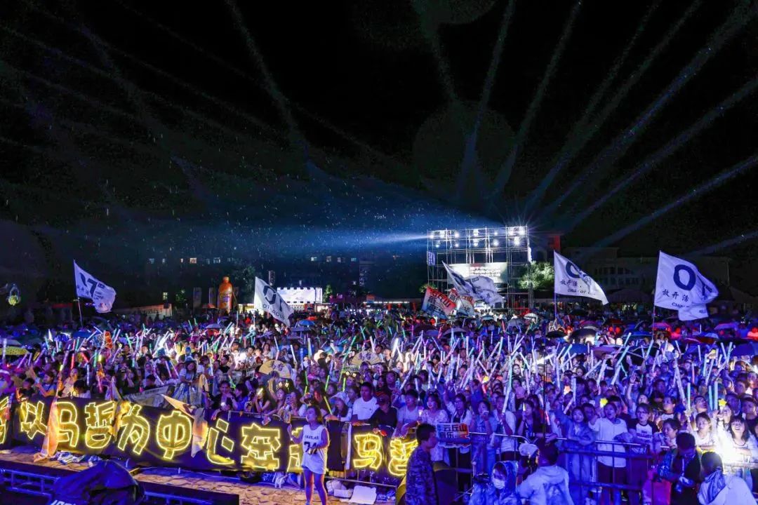 爱游戏官网-轮回再度承受考验，新季再度冲刺登顶的简单介绍