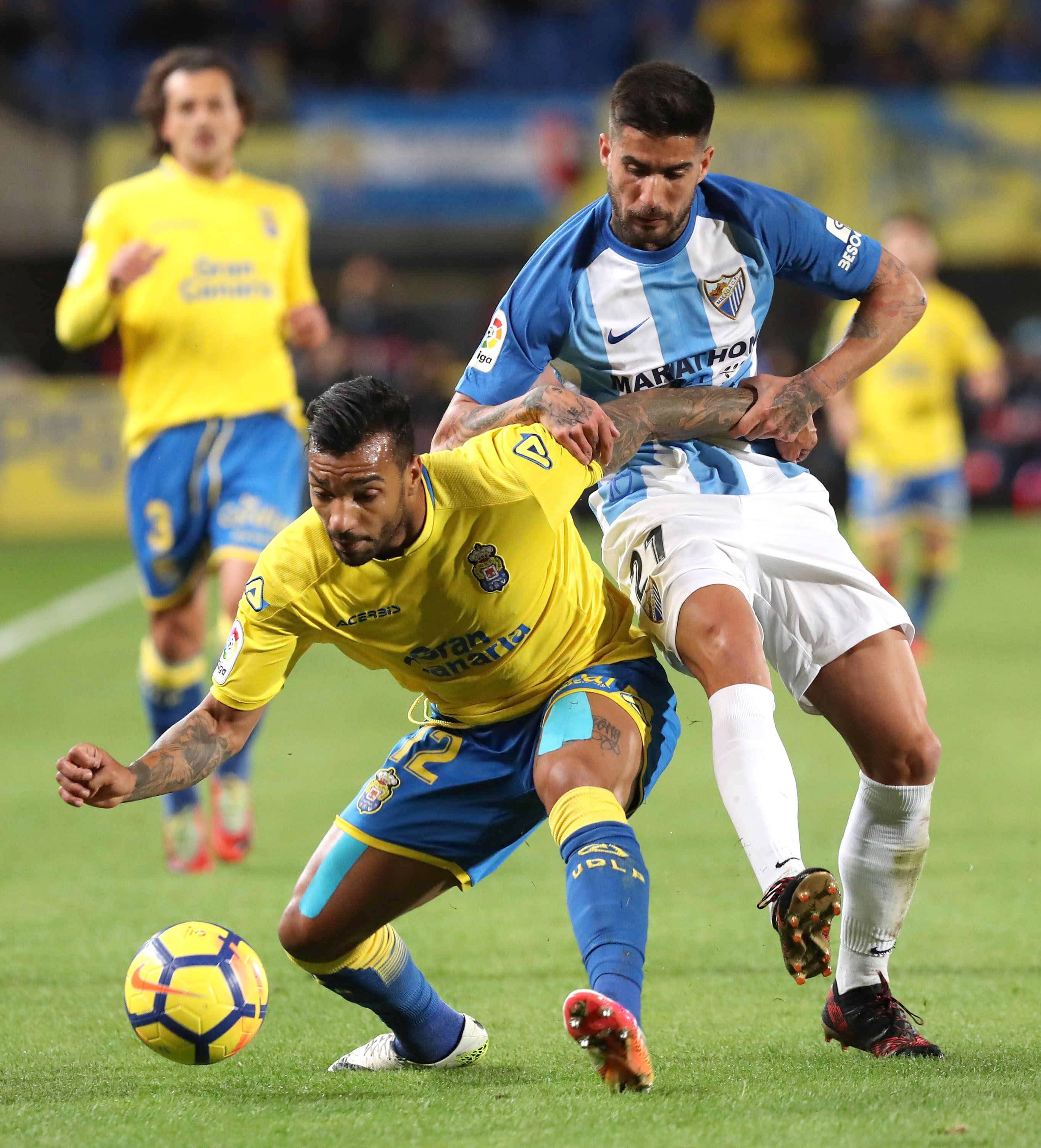 塞维利亚客场大胜,保持不败 塞维利亚客场大胜,保持不败