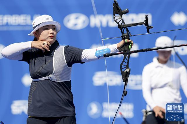 爱游戏官网-芬兰选手夺得射箭比赛金牌，技艺高超