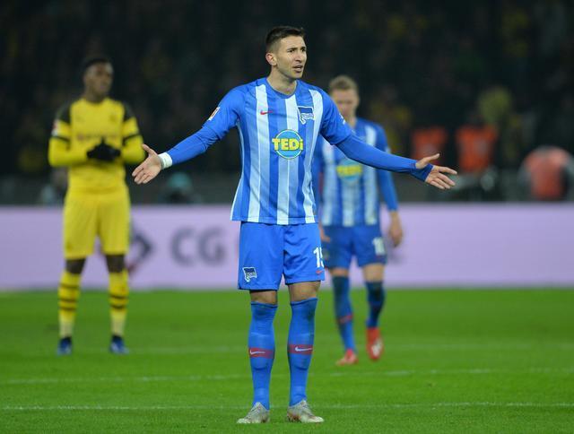 柏林赫塔球队连胜在望,豪取对手 柏林赫塔球队连胜在望,豪取对手