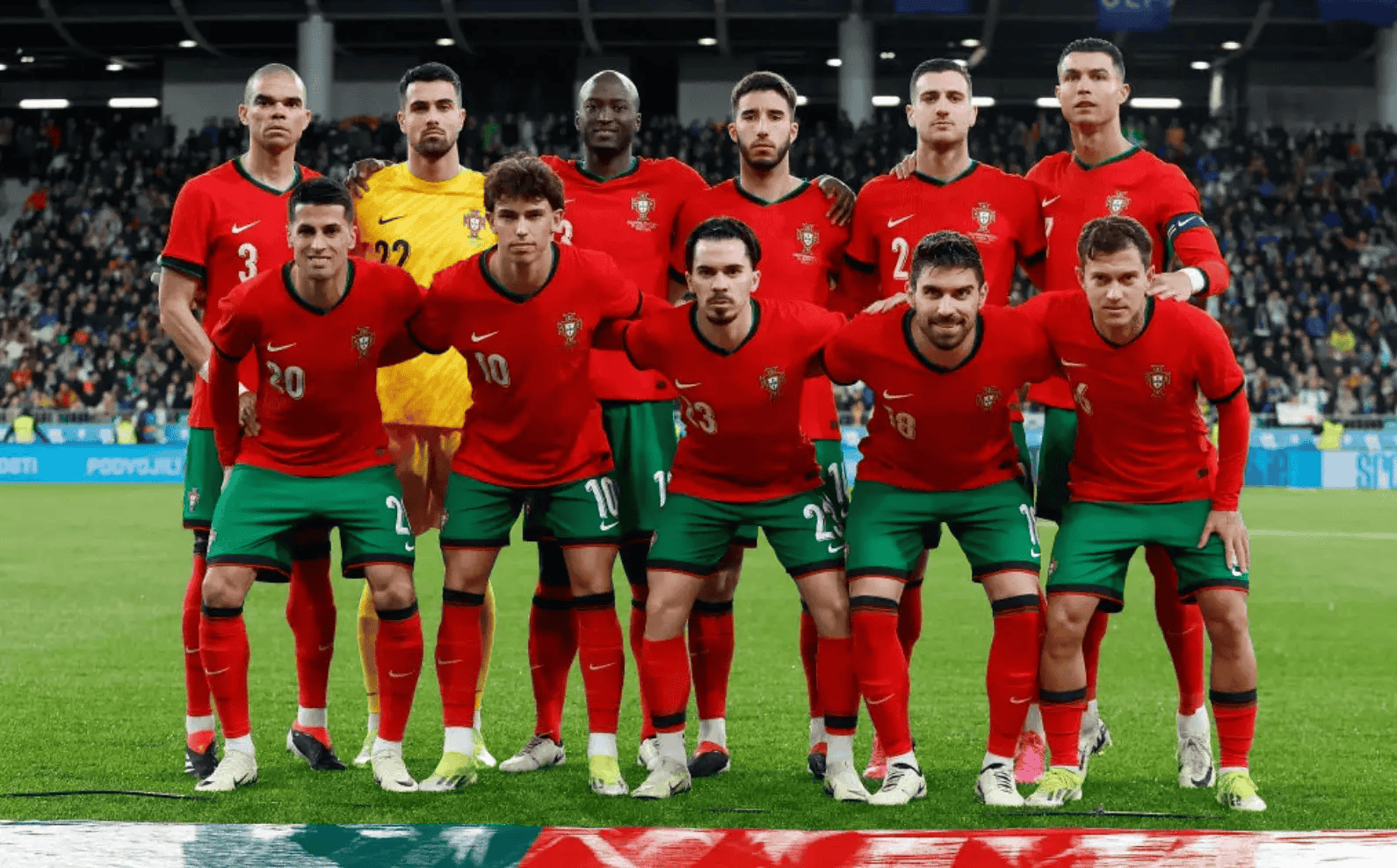 包含欧预赛小组赛战况激烈,各队竞争激烈的词条 包含欧预赛小组赛战况激烈,各队竞争激烈的词条