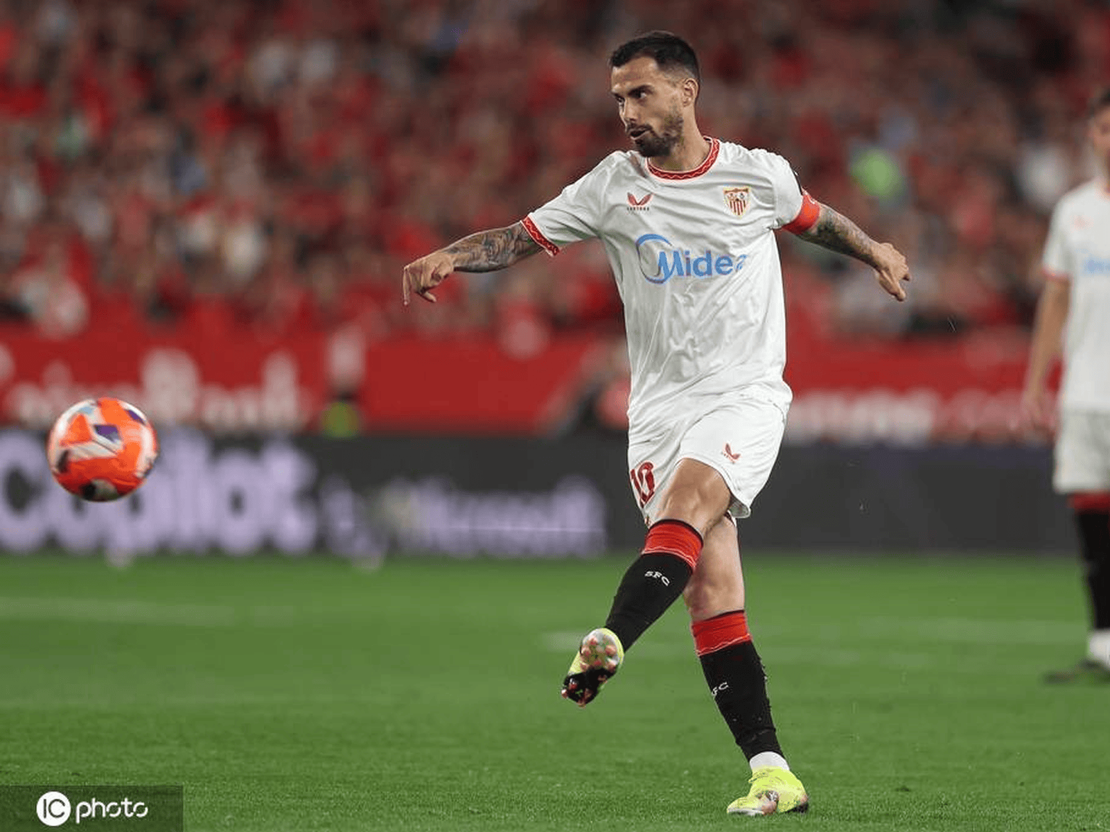 关于阿尔梅里亚大胜拉斯帕尔马斯，保级压力减轻的信息