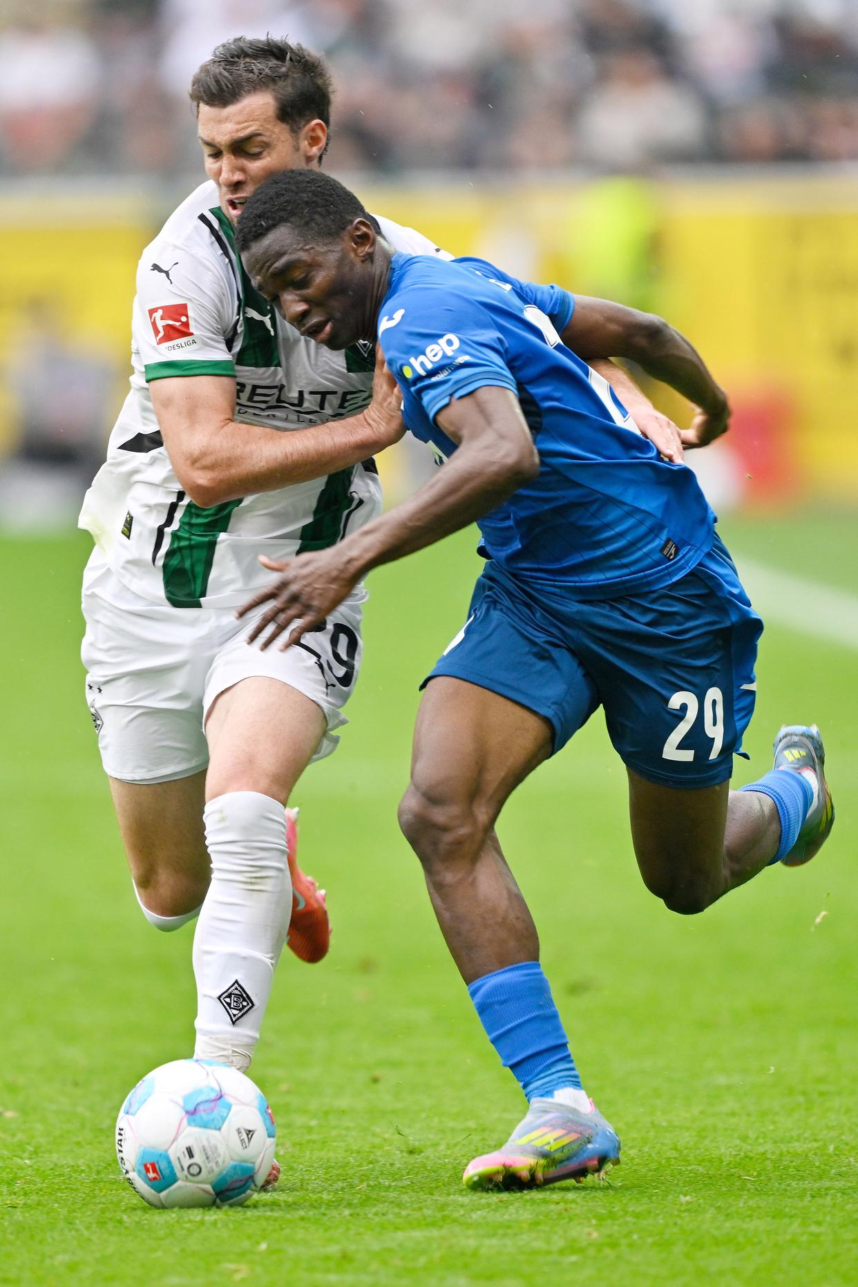 爱游戏网页版登录入口-门兴格拉德巴赫欲夺得胜利，势不可挡！的简单介绍