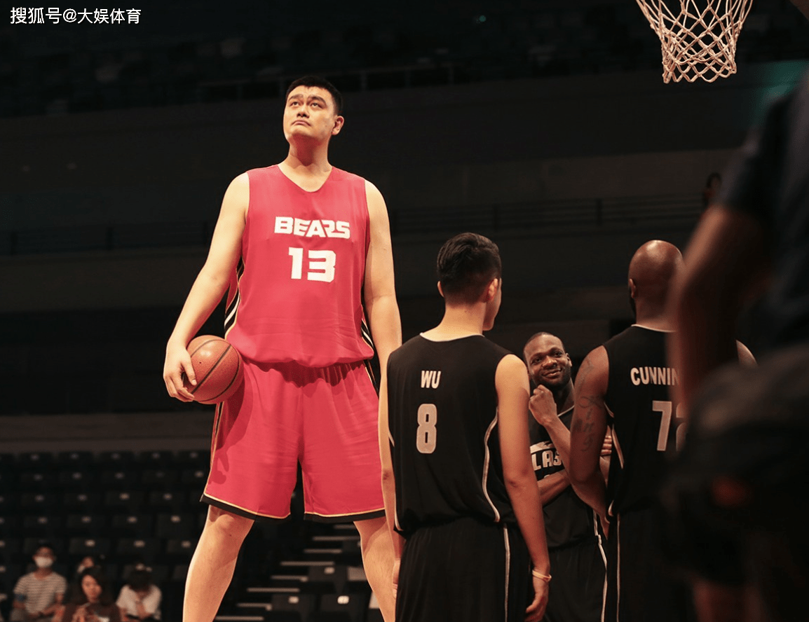 包含博物馆举办篮球明星专题展,探寻巨星传奇的词条 包含博物馆举办篮球明星专题展,探寻巨星传奇的词条