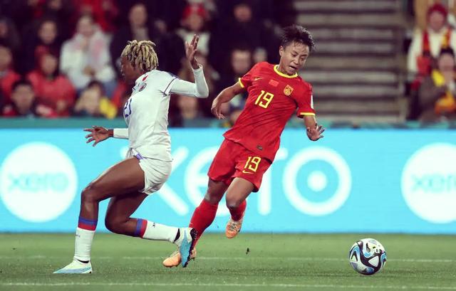 女足国家队努力拼搏,取得不俗成绩 女足国家队努力拼搏,取得不俗成绩