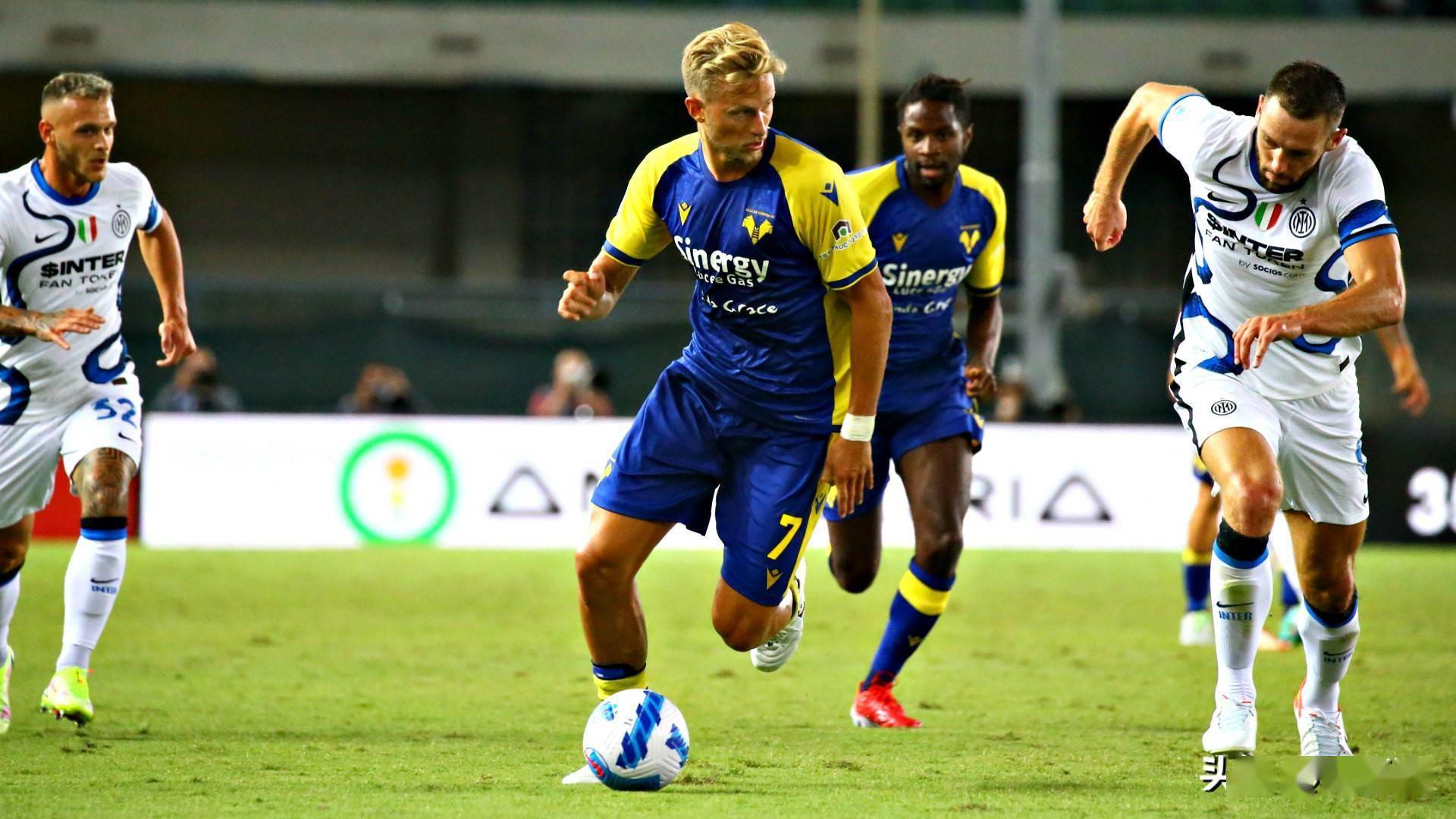 维罗纳后防防守稳固,客场大胜 维罗纳后防防守稳固,客场大胜