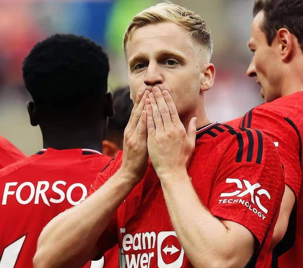 爱游戏入口-阿贾克斯击败里昂，领跑大局